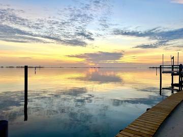 Beach Rental for 5 Guests in Dauphin Island, Alabama Gulf Coast, Picture 1