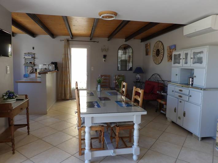 Gîte pour 5 personnes, avec piscine, adapté aux familles à Grillon - 4