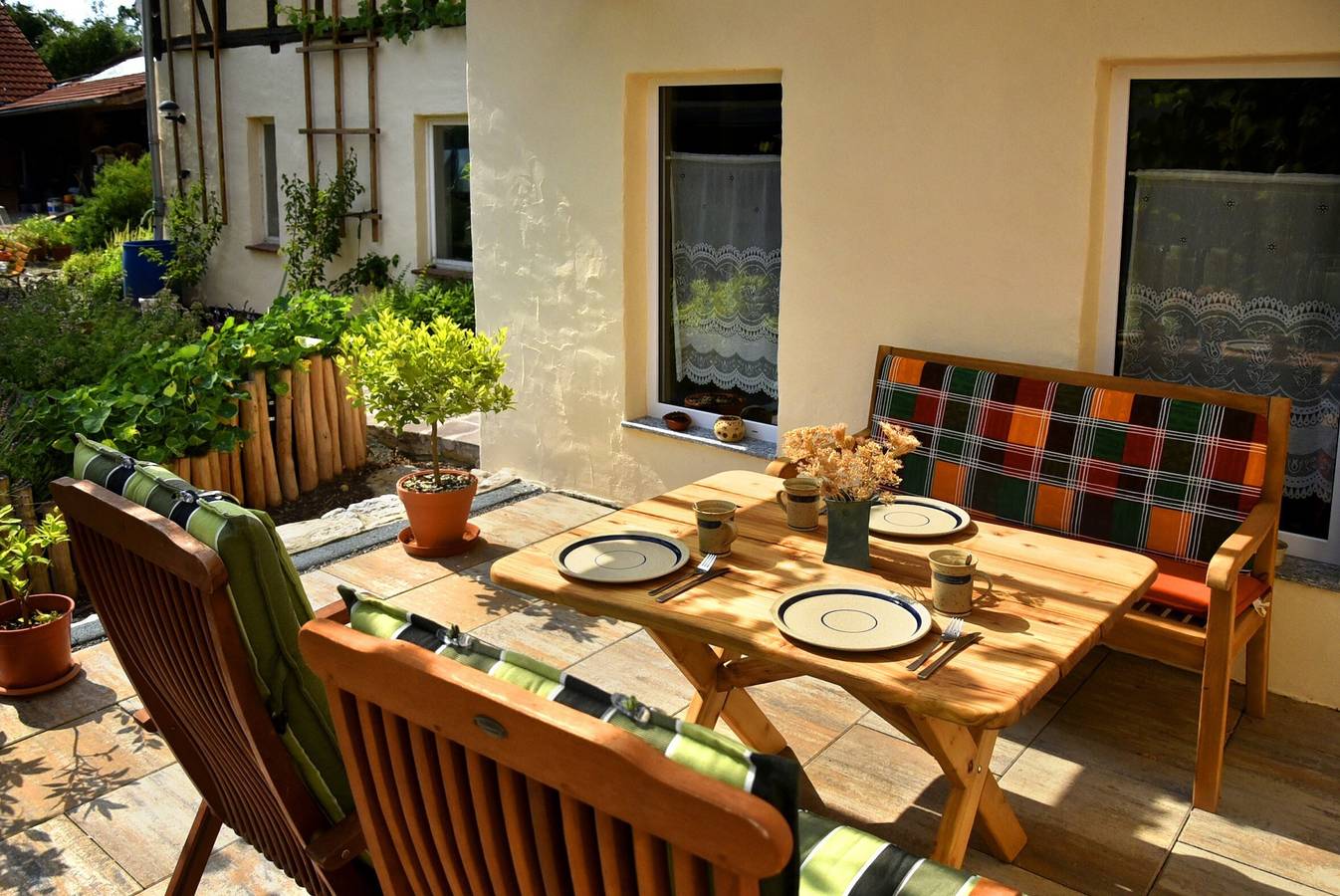 Ganze Wohnung, Apartment „Peter“ mit privater Terrasse und Wlan in Zeulenroda-Triebes, Saaleland