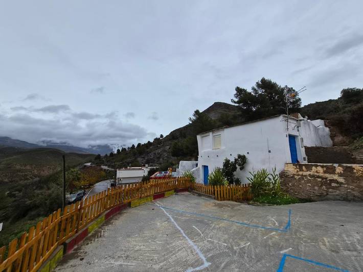 Location de vacances pour 10 personnes, avec jardin ainsi que vue et terrasse, animaux acceptés à Alcolea - 2