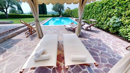 Villa for 6 Guests in Salò, Lake Garda, Picture 1