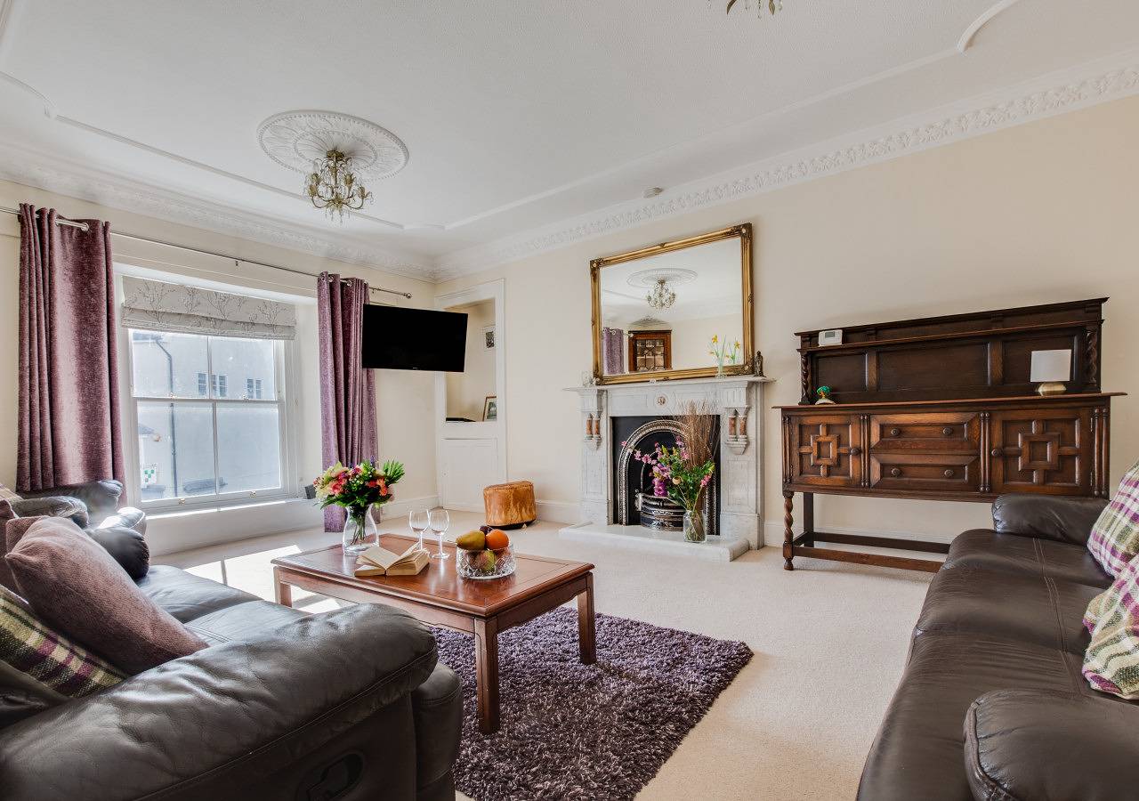 Entire apartment, Gower House in Tenby, Pembrokeshire