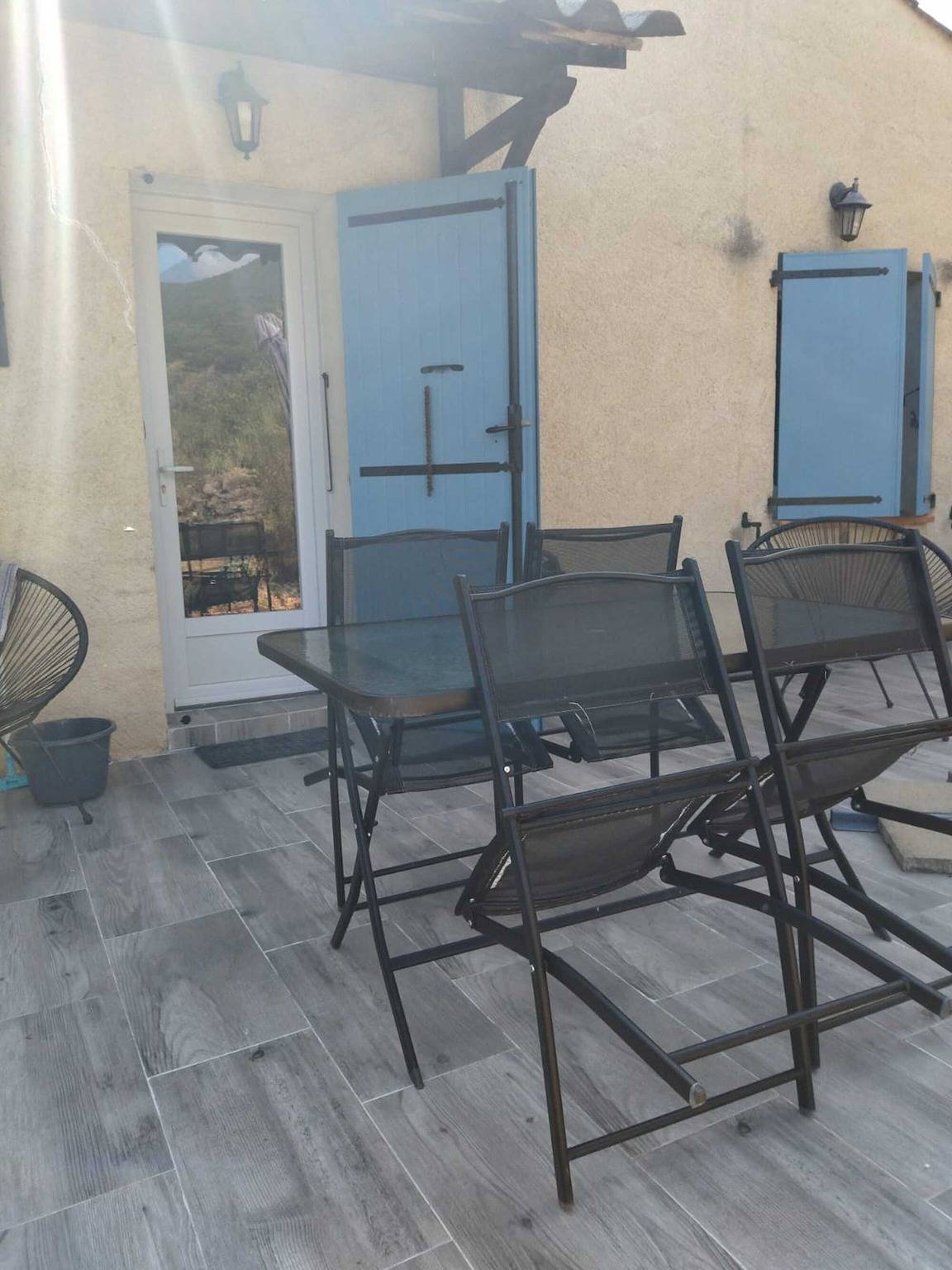 Casa Vacacional 'Les Iris' con Vista a la Montaña, Terraza Privada y Wi-Fi in La Robine-sur-Galabre, Alpes de Alta Provenza