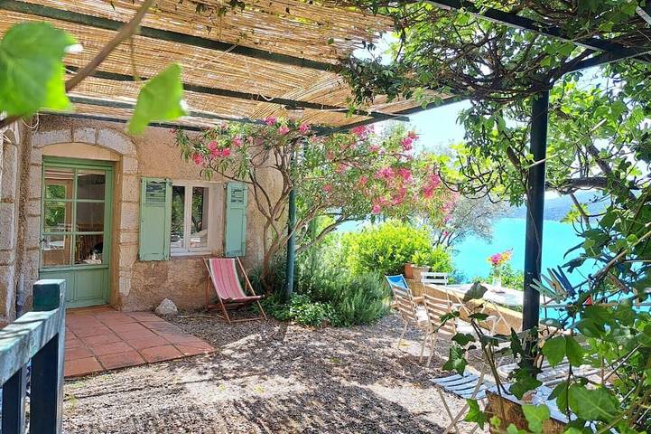 Ferienhaus für 6 Personen, mit Terrasse und Garten