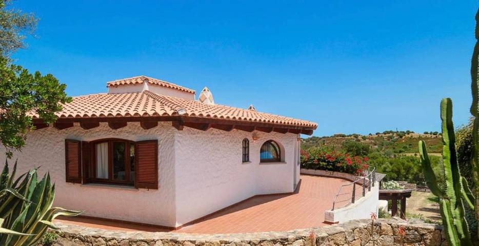 Location de vacances pour 6 personnes, avec jardin à San Teodoro - 2