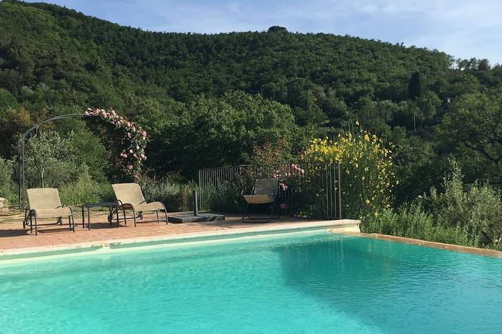 Agriturismo per 5 persone, con piscina e giardino - 1