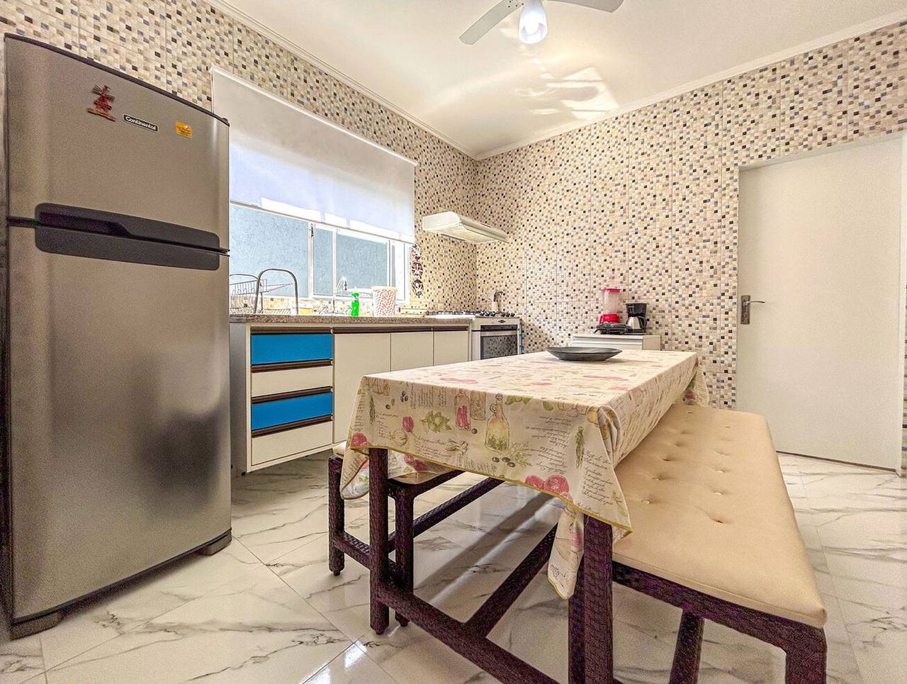 Casa c ótima localização e Wi-Fi em Bertioga/Sp in Praia Indaiá, Bertioga