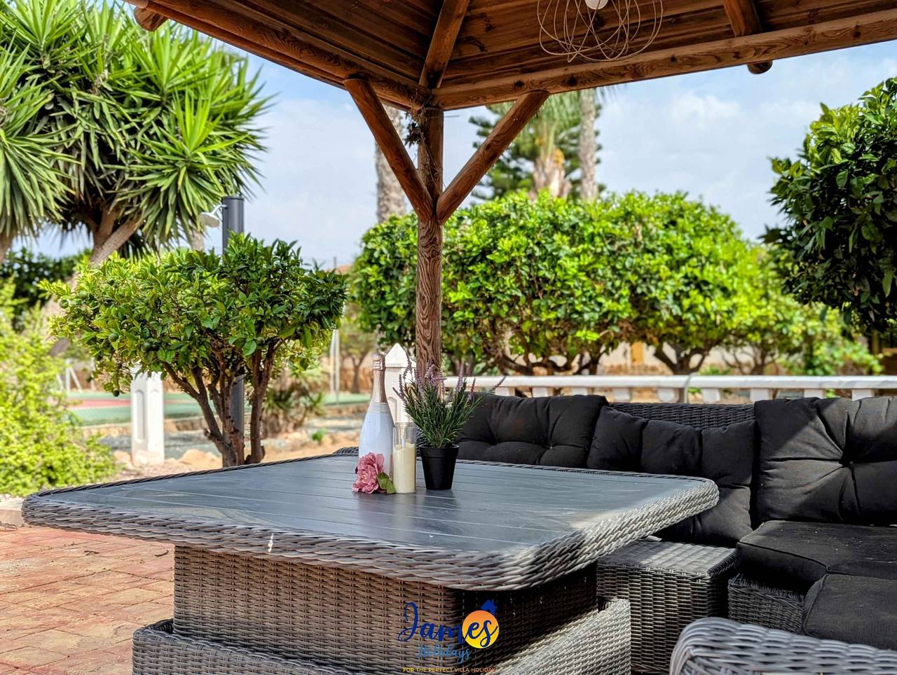 Fantastic Countryside Villa with Private pool and More Ct22 in Catral, Alicante Province