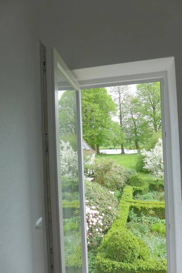 Ferienwohnung für 6 Personen, mit Terrasse und Garten sowie Ausblick in Husby - 2