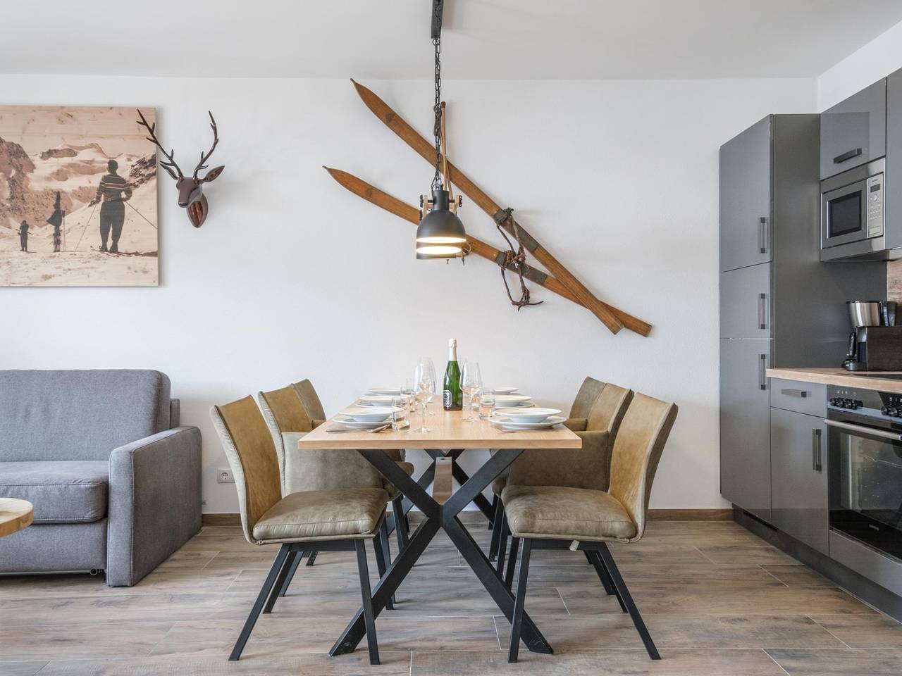 Entire apartment, Sunny apartment close to the ski bus in Mühlbach am Hochkönig, Ski Amadé