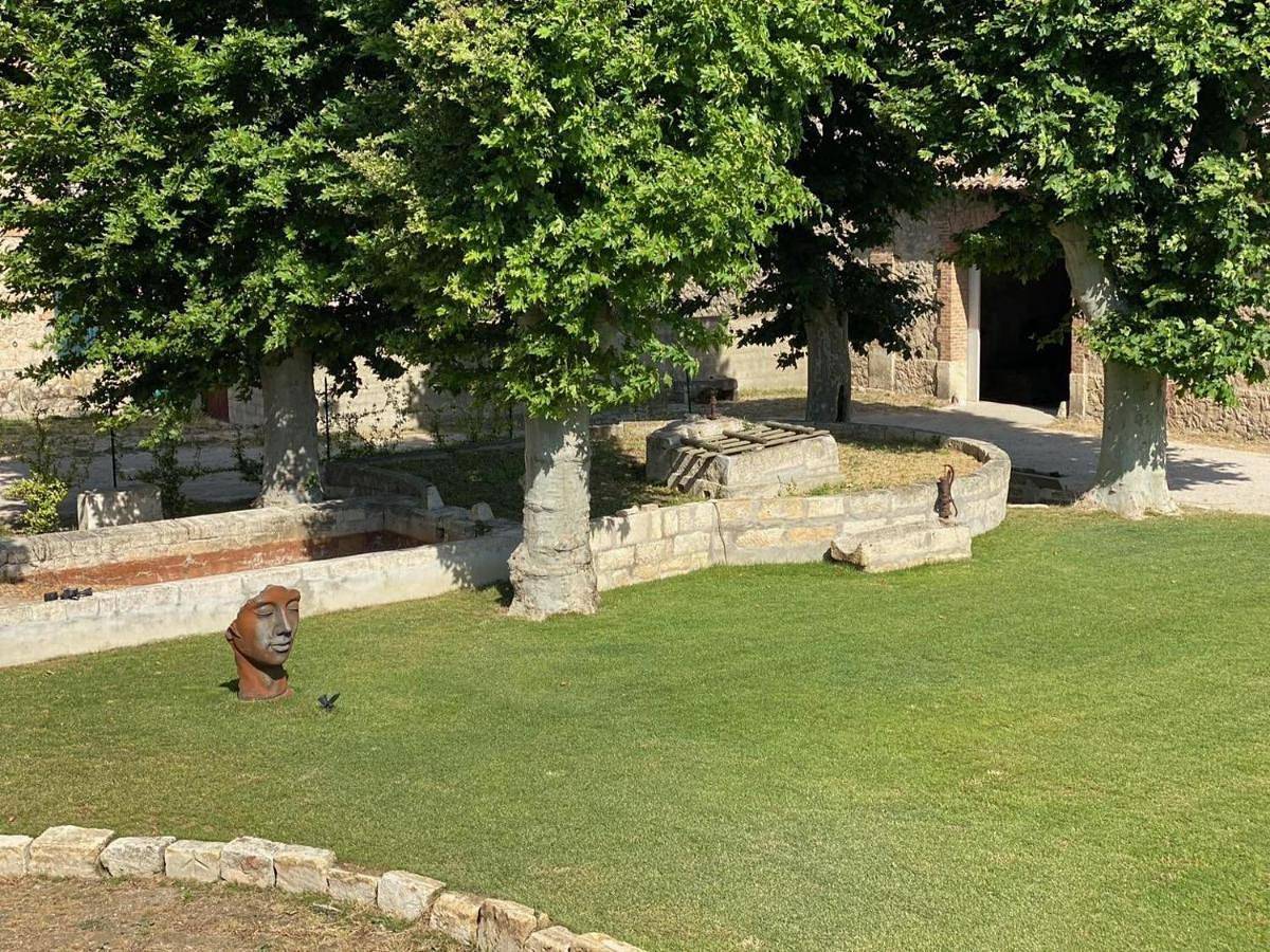 Mas De Bonnafoux in Beaucaire, Nimes und Umgebung