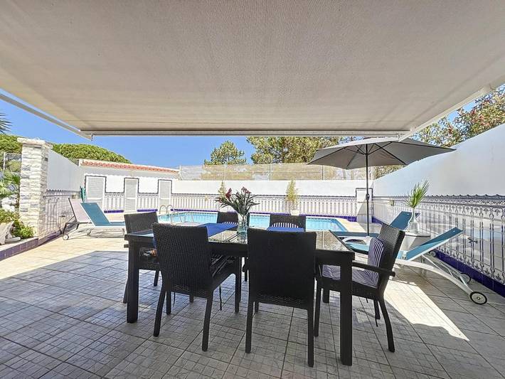 Ferienwohnung für 6 Personen, mit Garten und Pool sowie Ausblick, mit Haustier - 1