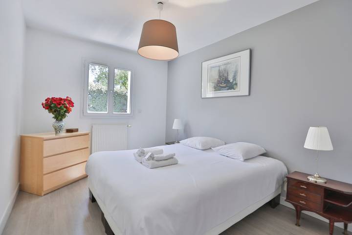 Location de vacances pour 10 personnes, avec terrasse et piscine à Olonne-sur-Mer - 4