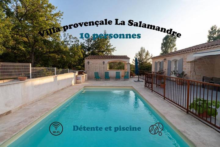 Maison de vacances pour 10 personnes, avec Terrasse ainsi que Jardin et Piscine