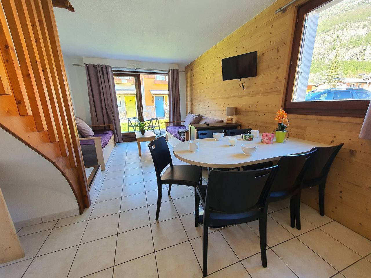 Ganze Wohnung, Helles Reihenhaus · Skibus-Zugang · Gratis Wifi · 300 m zu Liften in La Salle-les-Alpes, Serre Chevalier