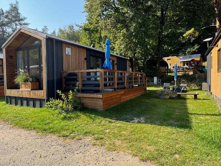 Ferienhaus für 4 Personen, mit Terrasse und Kinderpool in Stuer