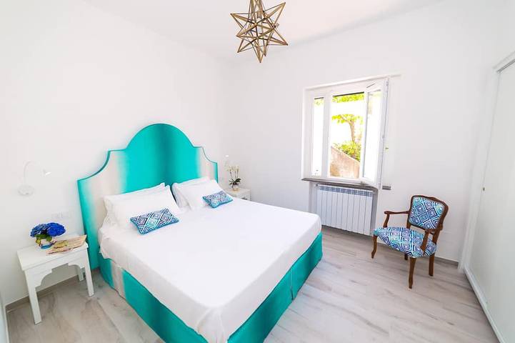 Ganze Wohnung, Eden House Positano, Erstaunlicher Seeview Apartment Parkplatz Gemeinschaftspool in Positano, Sorrento Coast