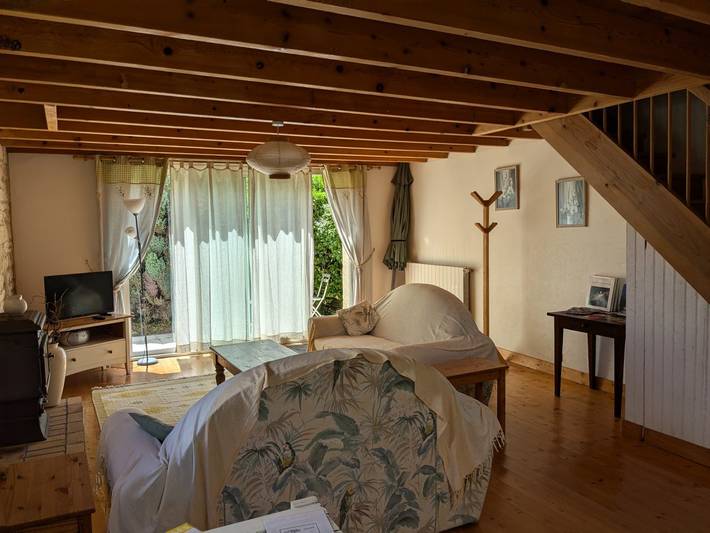 Gîte pour 4 personnes, avec terrasse ainsi que jardin et piscine à Saint-Simon-de-Pellouaille - 3