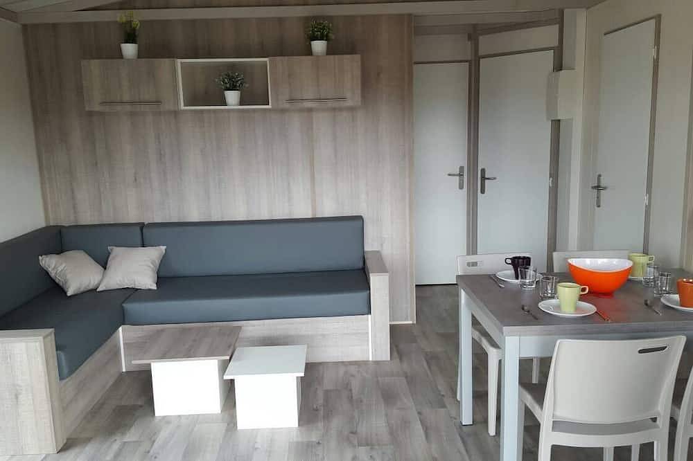 Chalet en bord de mer avec piscine couverte et chauffée in Saint-Benoît-de-l'Aure, Région de Bayeux