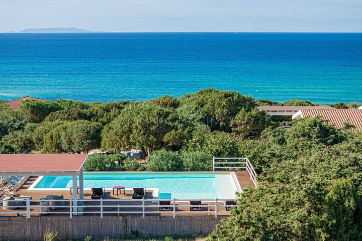 Location de vacances pour 14 personnes, avec jardin à Badesi - 4