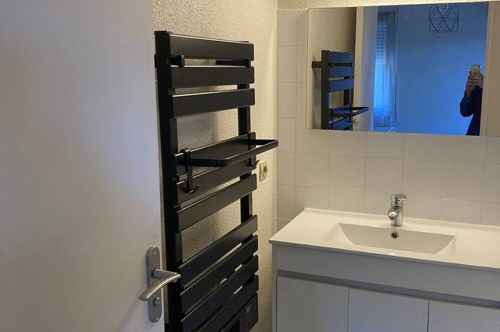 Ganze Wohnung, Appartement T2 au Sept Deniers Rénové Avec Climatisation et Terrasse in Toulouse, Umgebung Toulouse
