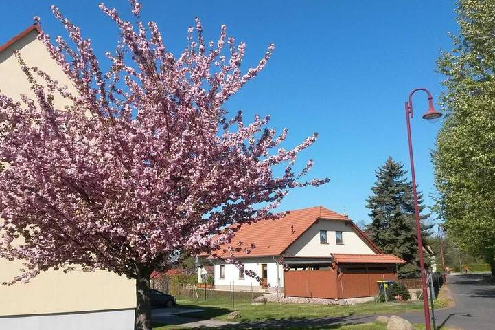 Ferienwohnung für 4 Personen, mit Balkon und Garten - 1