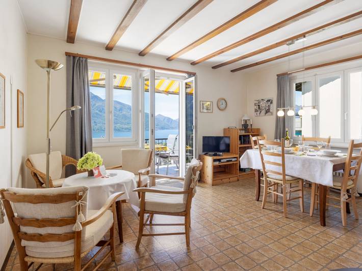 Ferienhaus für 4 Personen, mit Ausblick und Garten sowie Seeblick und Balkon in der Schweiz - 2