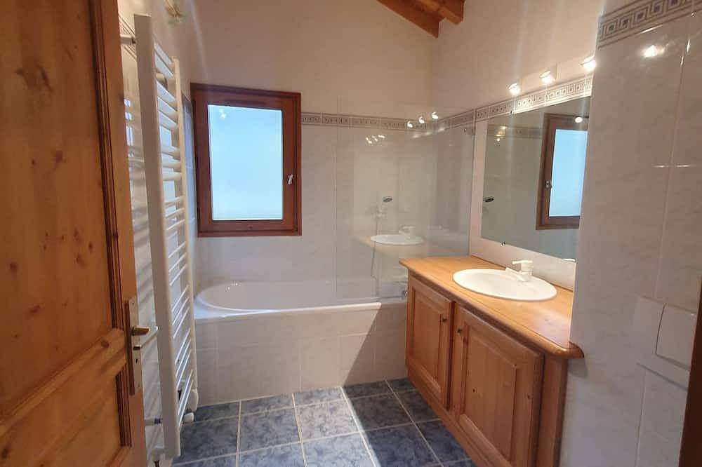 Chalet Familial Face au Mont Blanc in Cordon, Pays du Mont-Blanc