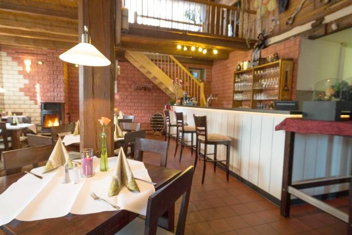 Hotel für 4 Personen, mit Terrasse und Sauna sowie Ausblick in Löffingen - 3