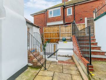 Holiday Rental for 5 People in Broadstairs, Kent, Photo 3