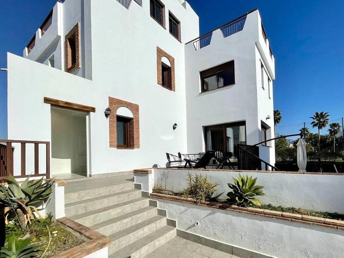 Casa rural para 10 personas, con piscina y terraza en Motril - 2