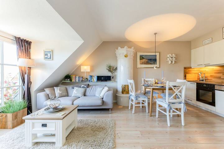 Ferienwohnung für 4 Personen, mit Balkon und Terrasse sowie Sauna in Keitum