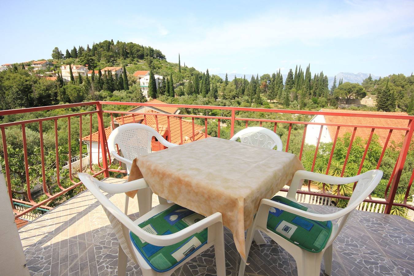 Ganze Wohnung, 2-Zimmer-Ferienwohnung mit Terrasse und Meerblick Trpanj, Peljesac A-10083-b in Trpanj, Dubrovnik-Neretva