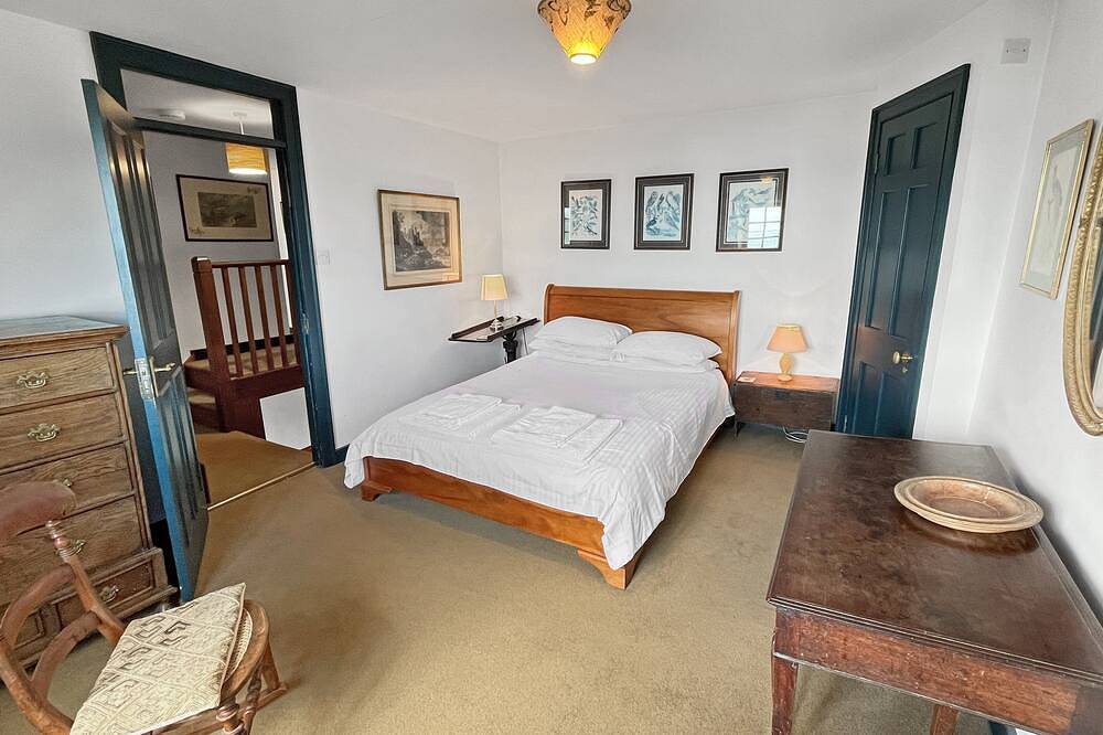 The Crows Nest, Porlock Weir in Porlock, Somerset