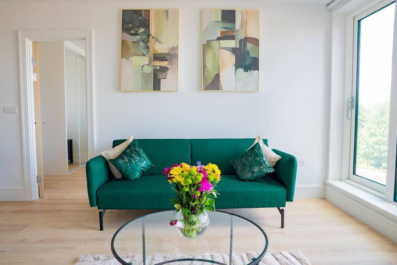 Ganze Ferienwohnung, Tranquil London Apartment near Coombe Hill House in Kingston an der Themse, London