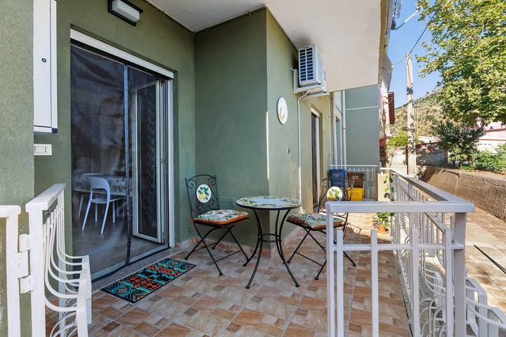 Appartamento per 4 persone, con Balcone a San Piero Patti