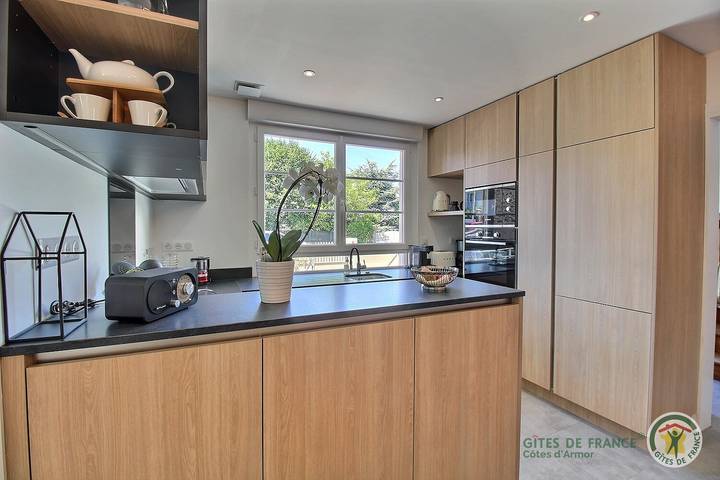 Gîte pour 6 personnes, avec terrasse et jardin à Pléneuf-Val-André - 3