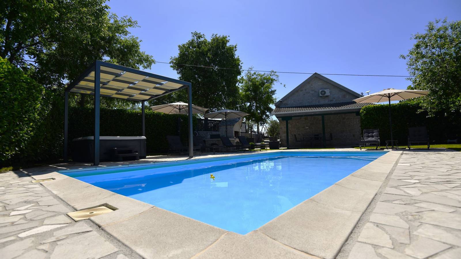Villa Manuella - Kamena oaza by Villas Guide in Imotski, Makarska Riviera