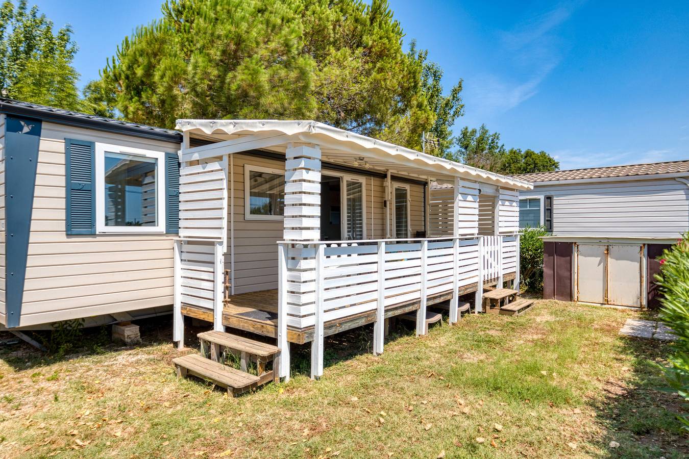 Caravane 'La Carabasse' avec terrasse privée et climatisation in Vias Plage, Vias