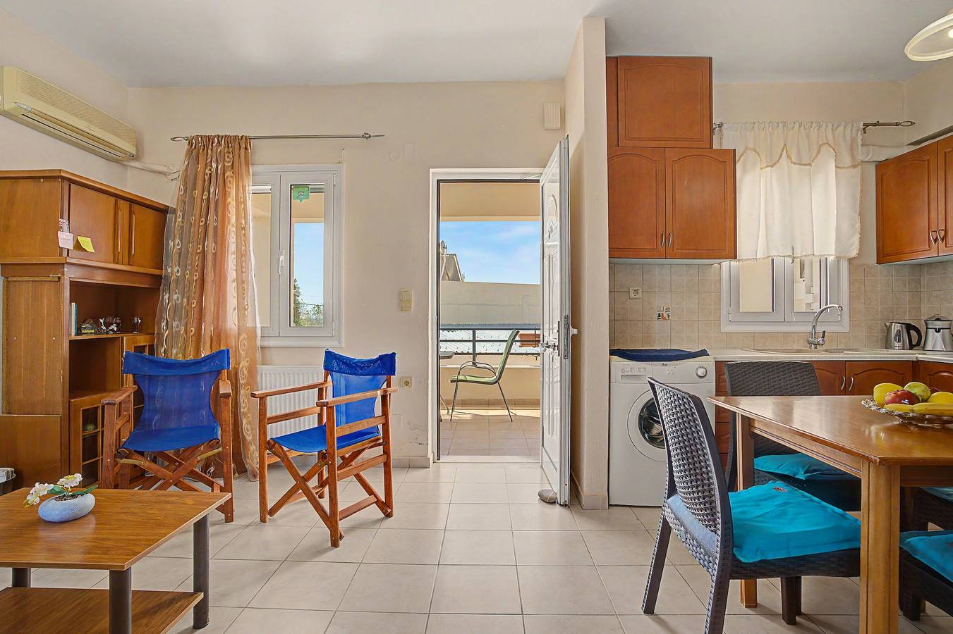 Entire apartment, Apartment 'Dimitra Family' with Mountain View, Wi-Fi and Air Conditioning in Lasithi