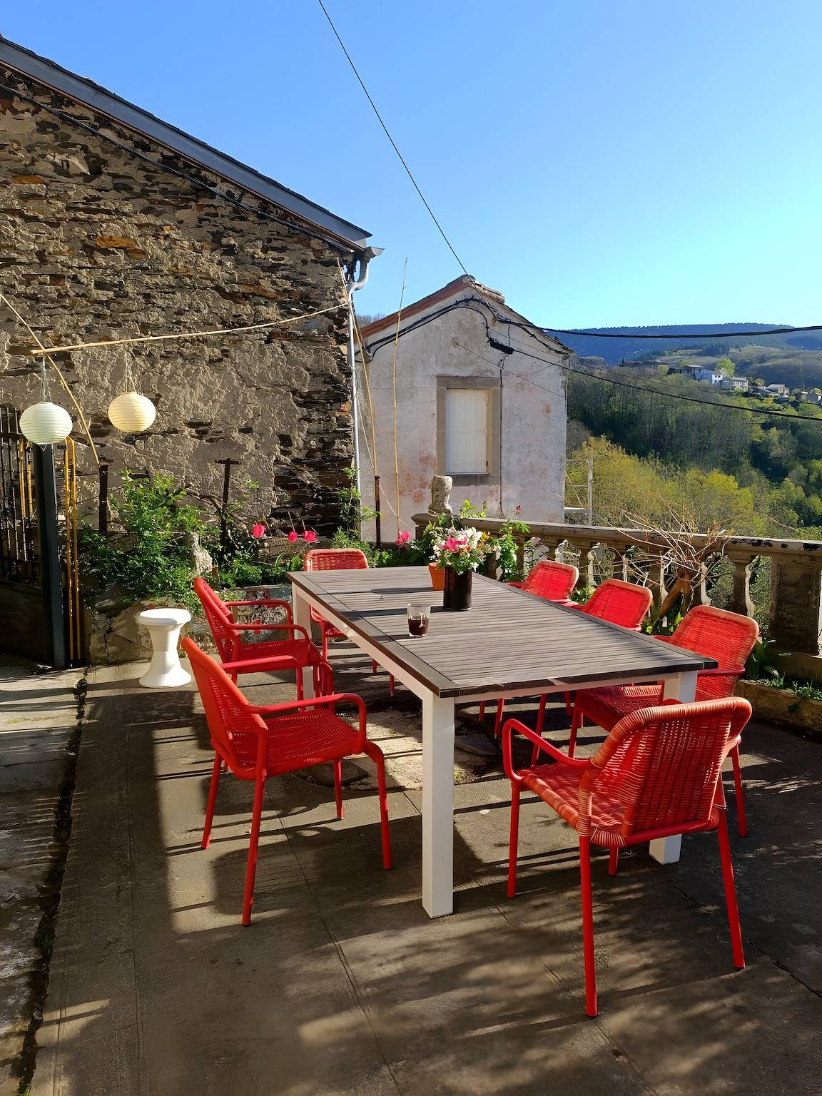 Casa rural «Montaña Negra, Chez "Pinceau"» con vistas, terraza compartida y Wi-Fi in Lespinassière, Región de Carcassonne