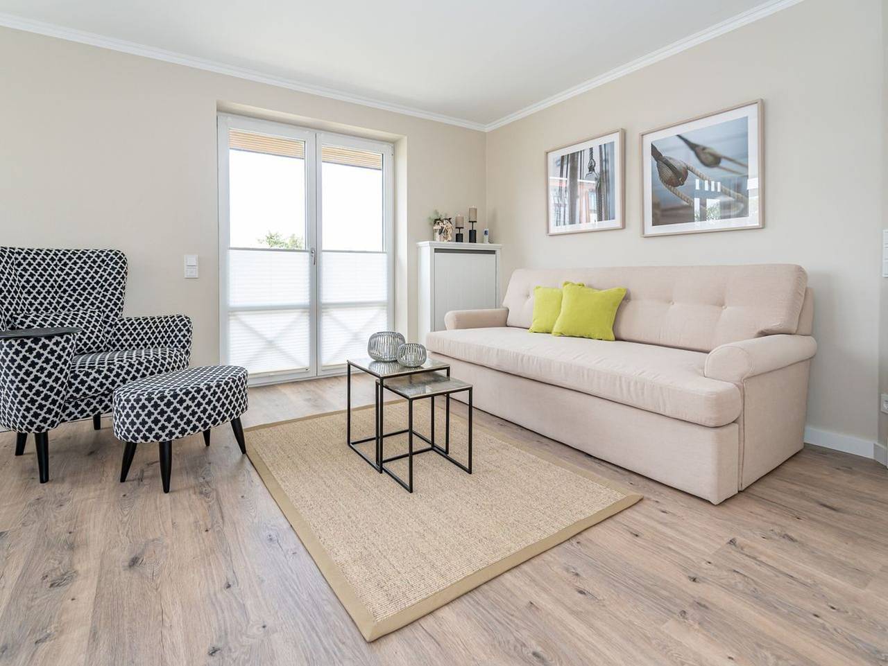 Ganze Ferienwohnung, Strandperle - Moderne 2-Zimmer-Ferienwohnung mit Balkon, am Dorfteich. in Wenningstedt, Sylt