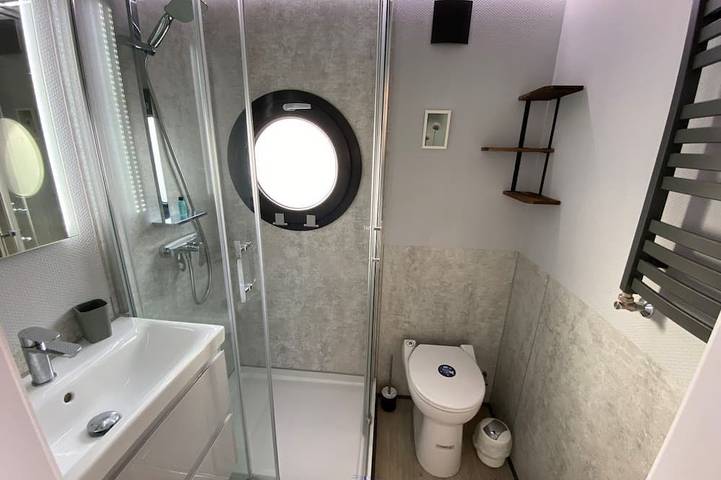 Hausboot für 3 Personen, mit Terrasse in Barth - 3