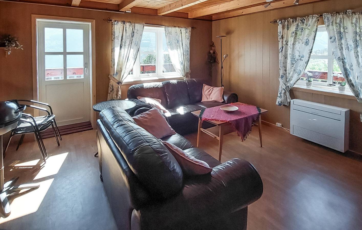Ferienhaus für 7 Personen mit Terrasse in Djønno, Ullensvang herad