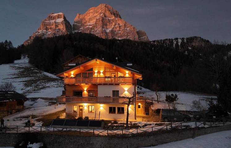 Chalet für 4 Personen, mit Garten und Terrasse sowie Ausblick in Cortina d'Ampezzo