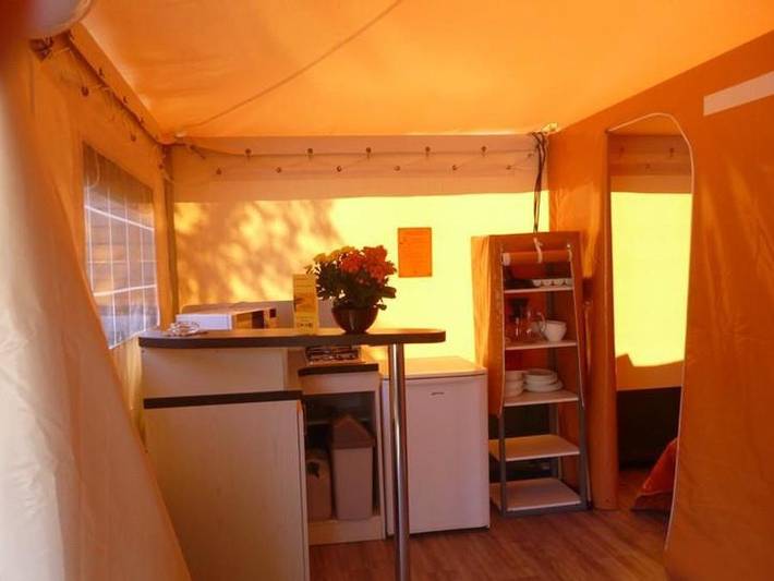 Tente pour 5 personnes, avec bassin pour enfant en Ardèche - 4