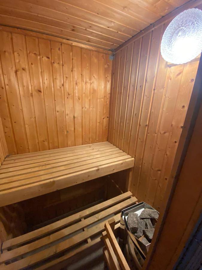 Location de vacances pour 2 personnes, avec terrasse ainsi que jacuzzi et sauna à Molières-sur-Cèze
