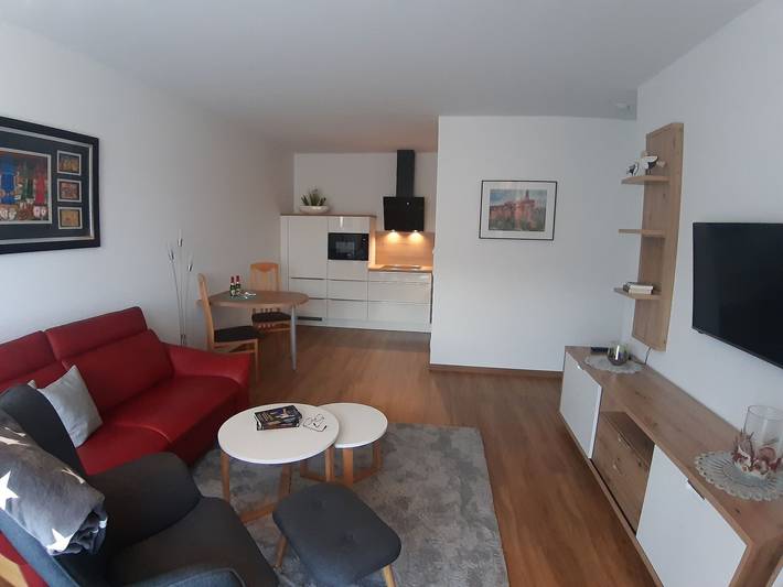Ferienwohnung für 2 Personen, mit Balkon und Pool sowie Sauna und Ausblick