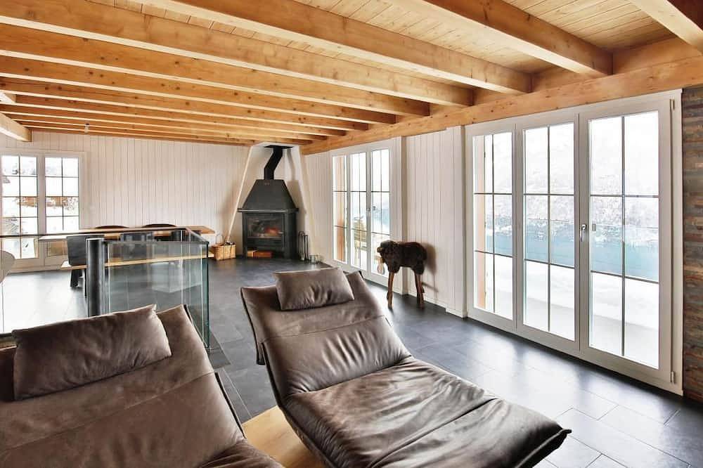 Wunderschönes Luxus-Chalet mit Seesicht in Treib, Seelisberg