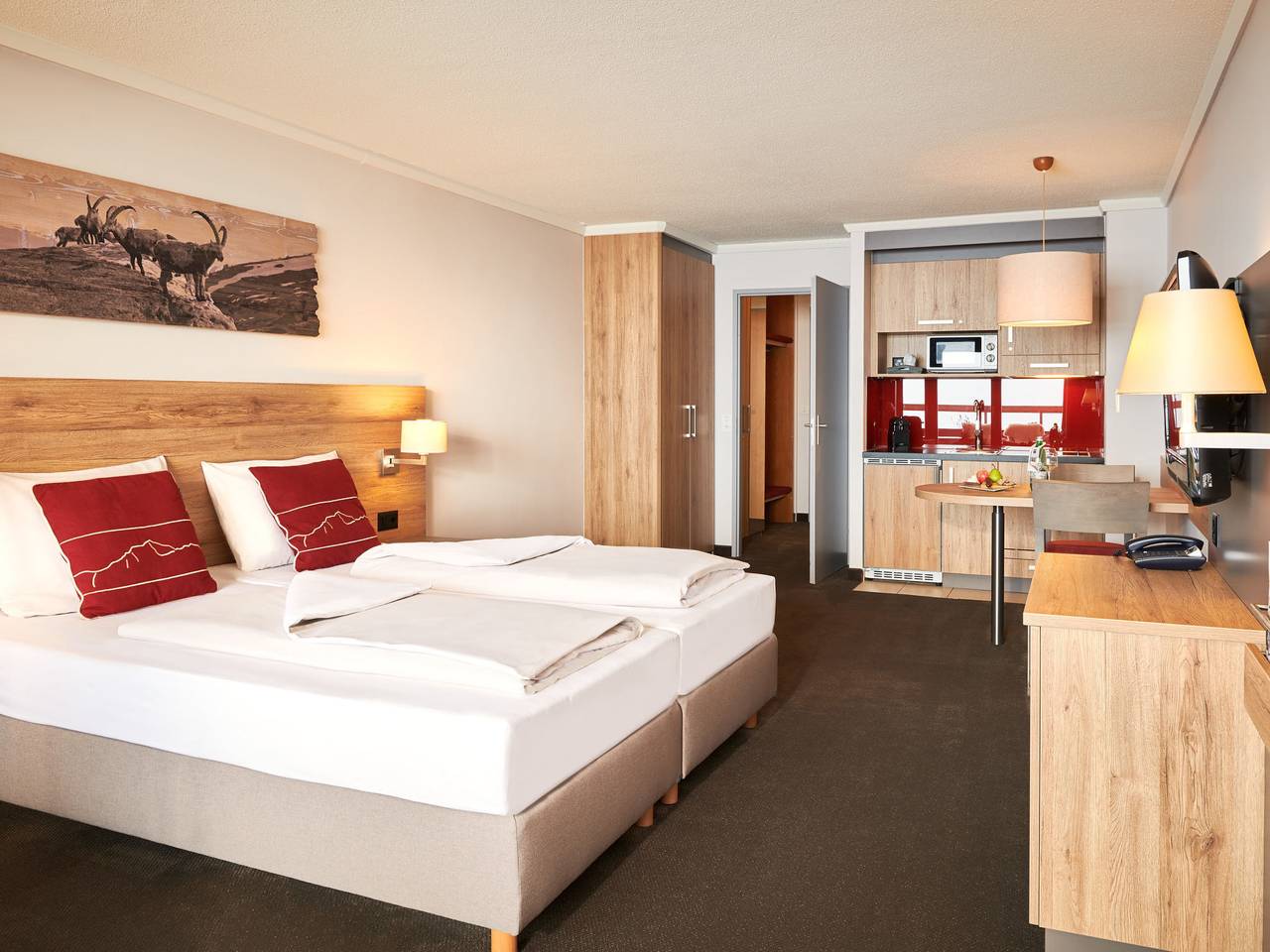 Geheel appartement, Standard, Dorint Blümlisalp in Beatenberg, Meer van Thun